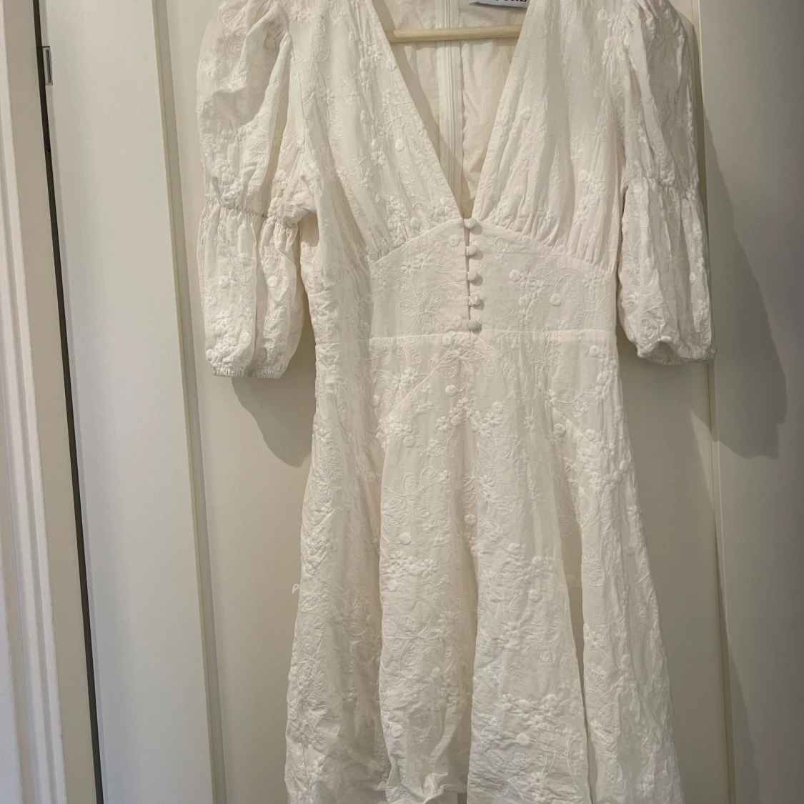 Adoore vit klänning