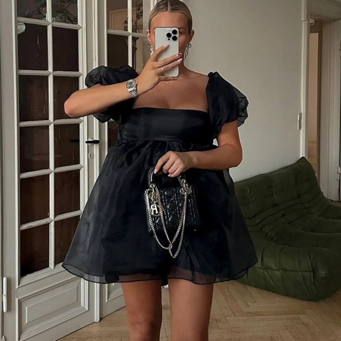 HELT NY Lojsan Wallin organza svartklänning strl 38