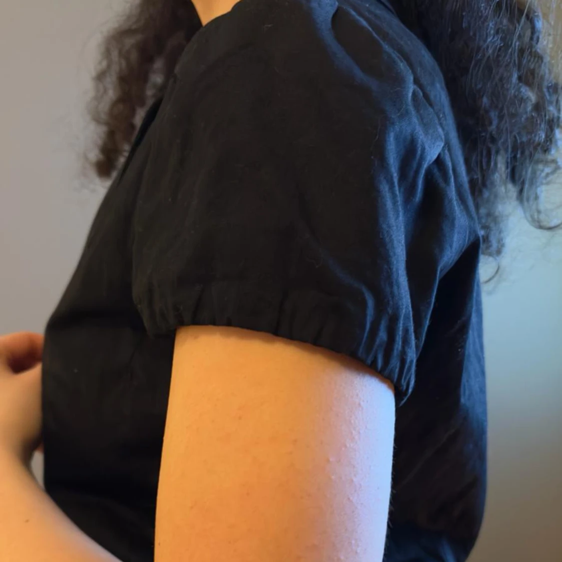 söt väst med puffärmar  - 91