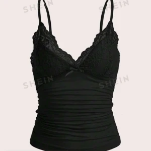 Linne - Fint linne med spets detaljer, storlek M passar S, aldrig använt, (lånade bilder!!!!) säljer för 50kr + frakt🙌🏼