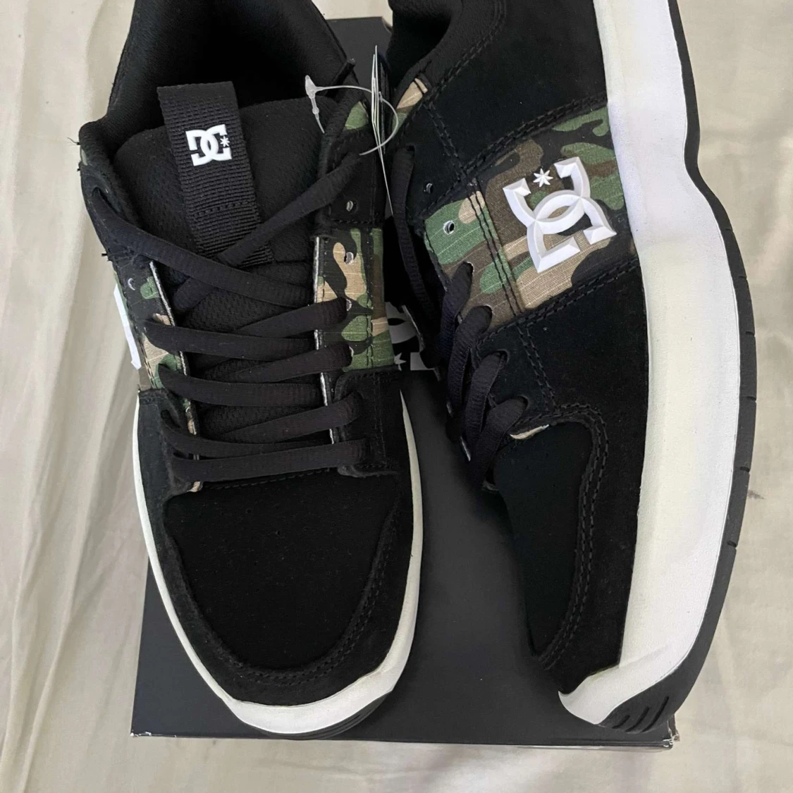 DCshoes - 92