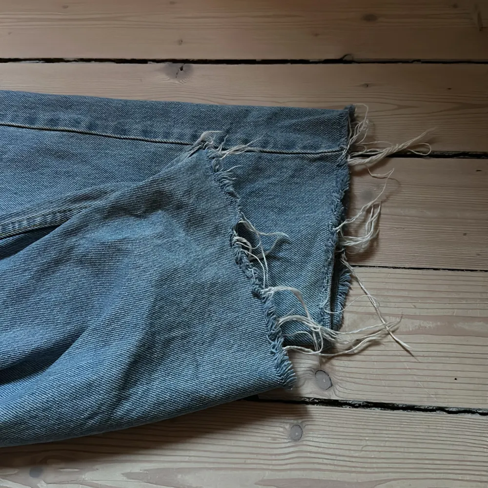 Perfekta blåa jeans i Storlek 36 Knappt använda  . Jeans & Byxor.