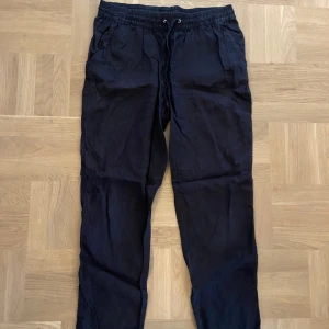 Linnebyxor  - Svarta snygga linnebyxor! Perfekta för sommaren!