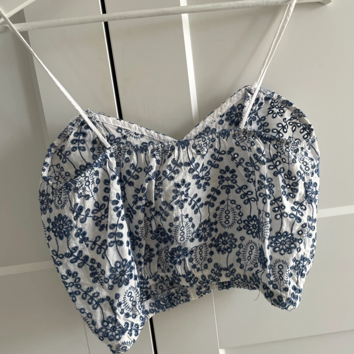 Vit/blå topp - 90