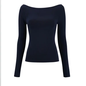 Tight långärmad tröja - Jättefin långärmad tröja från Gina tricot som inte längre används❣️ använd endast ett fåtal gånger