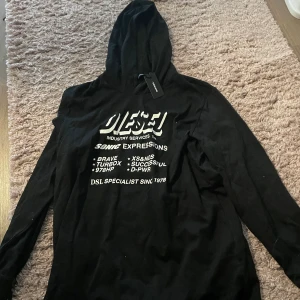 Diesel tröja  - Helt oanvänd diesel tröja i storlek xs . Aldrig andvänds och köp för 1 år sen 