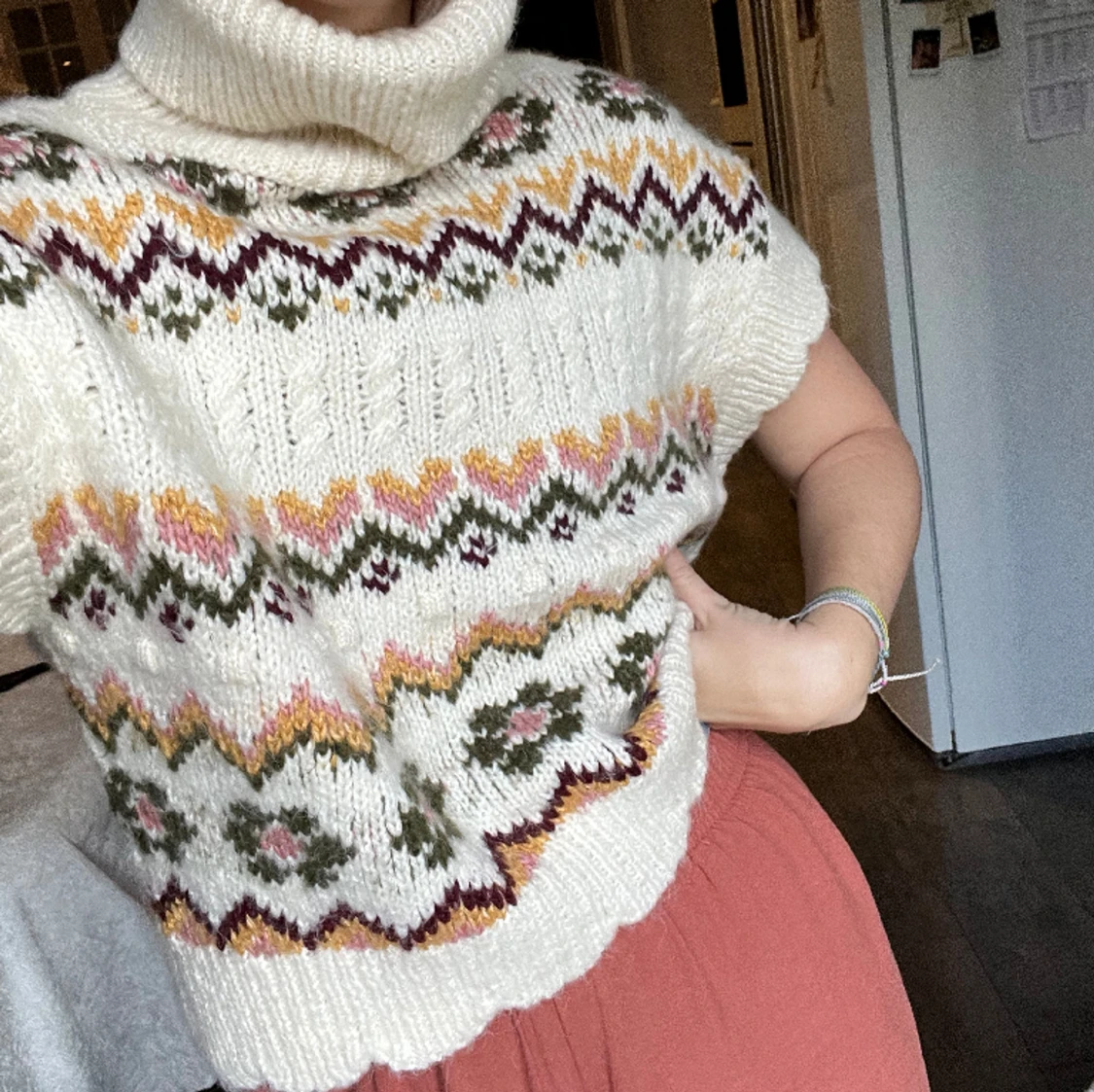 Stickad väst/polotröja
