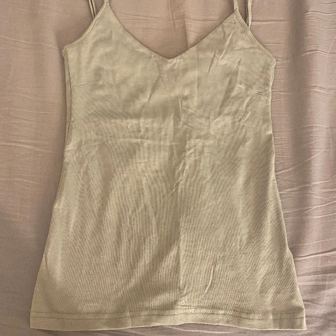 Ljusgrönt linne - 90