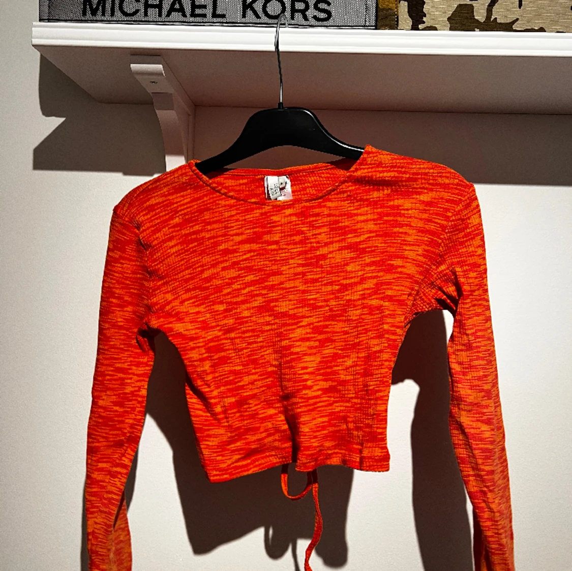 Långärmad kroppad tröja