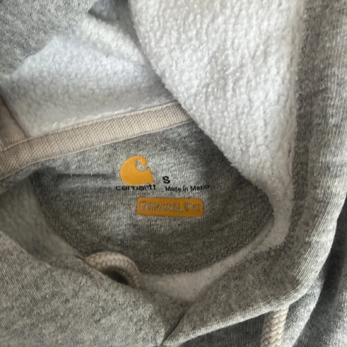 Carharrt Hoodie - 90