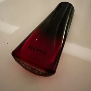 Hugo Boss parfym - Säljer denna Hugo Boss parfym