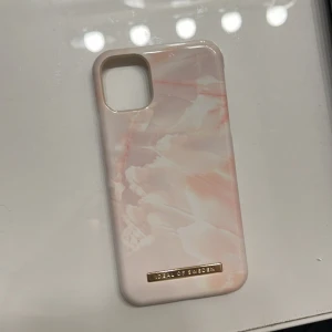 Ideal of Sweden mobilskal - Säljer mitt jätte fina ideal of Sweden mobilskal!❤️