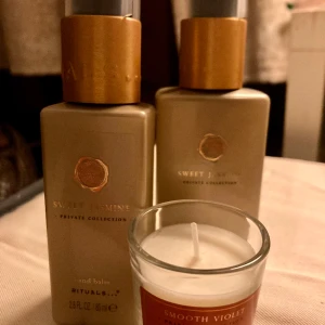 Lyxigt Blommigt Kitchen Set Fr Rituals  - Blommigt Rituals Private Collection Kitchen Set, Stl S Sweet Jasmin Handwash 110 ml +Handbalm 85 ml + Doftljus Smooth Violet  
