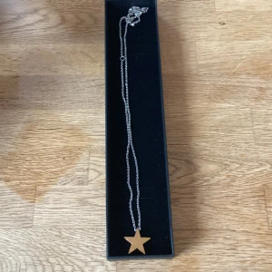 Edblad halsband - Ett jättefint halsband som jag nästan aldrig har använt, jättefint halsband och är som nytt.❤️