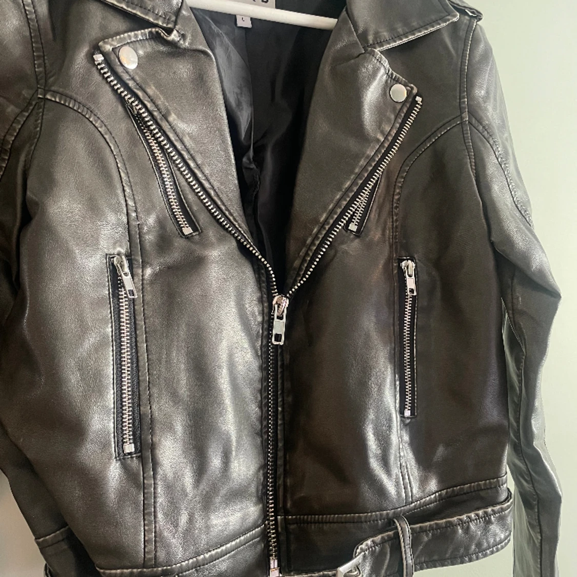 Jacka i fejk-skinn - 91