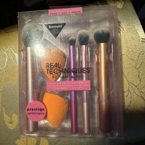 Real Technic Borstar oöppnade  - Oöppnade Real Technic borstar  Finns i Åmål kan skickas 