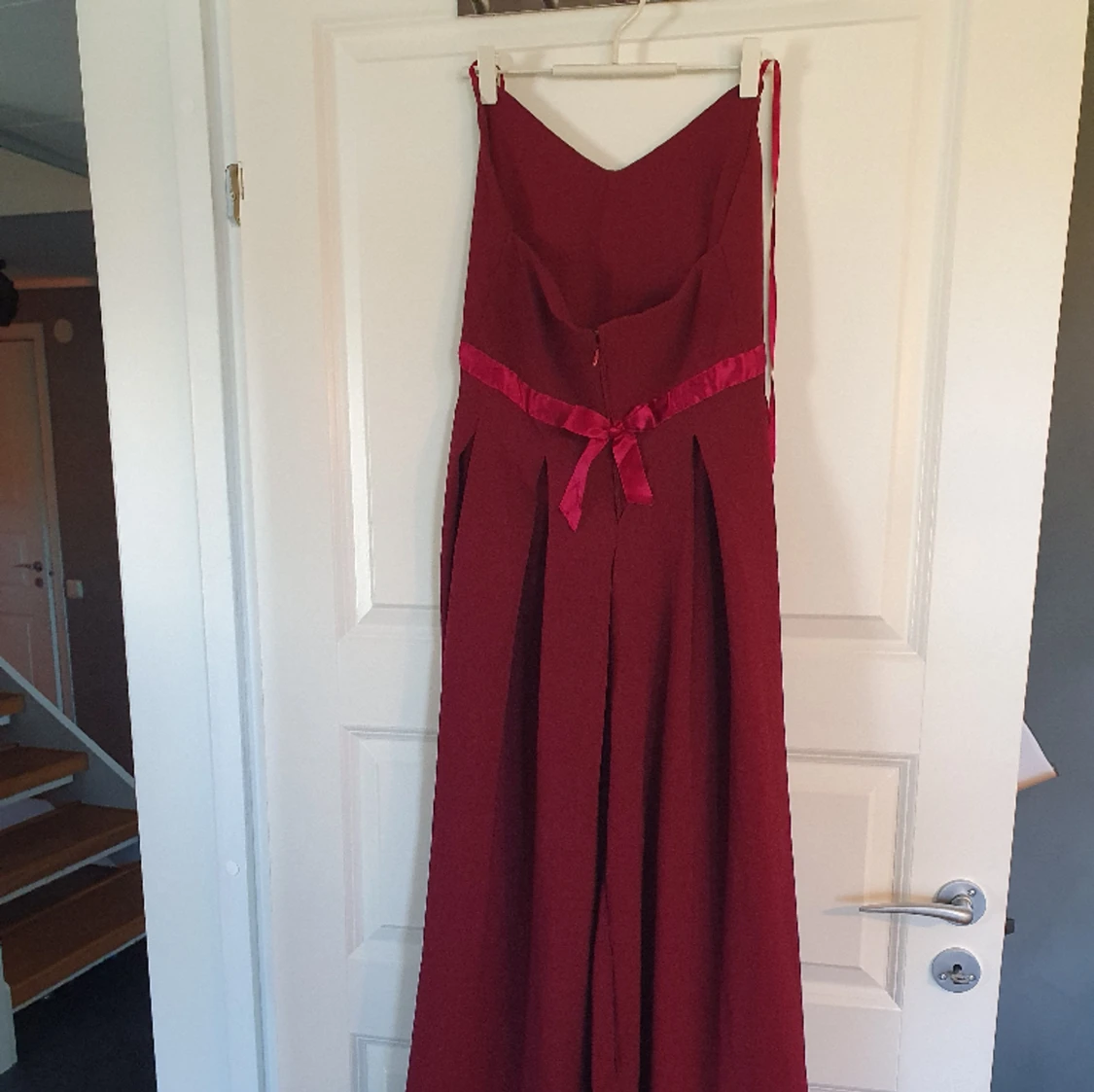 Balklänning/aftonklänning vinröd  - 91