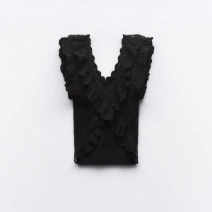 Zara topp - Helt ny med prislapp🫶🏽 skriv till mig innan ni köper.