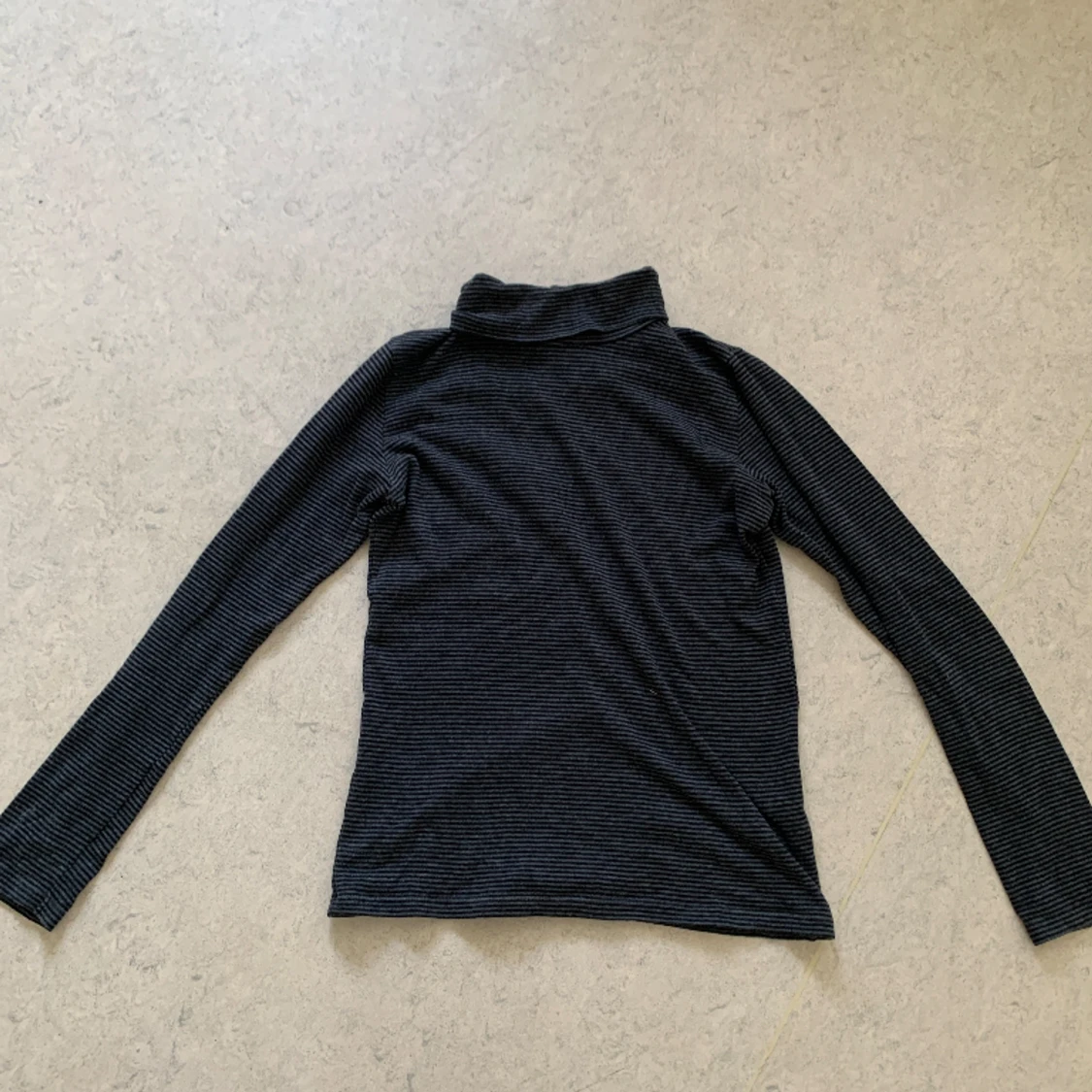 UNIQLO långhalsad tröja - 91