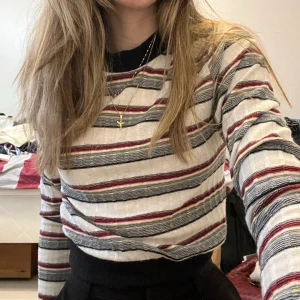 Tröja - Snygg tröja. Knappt använd