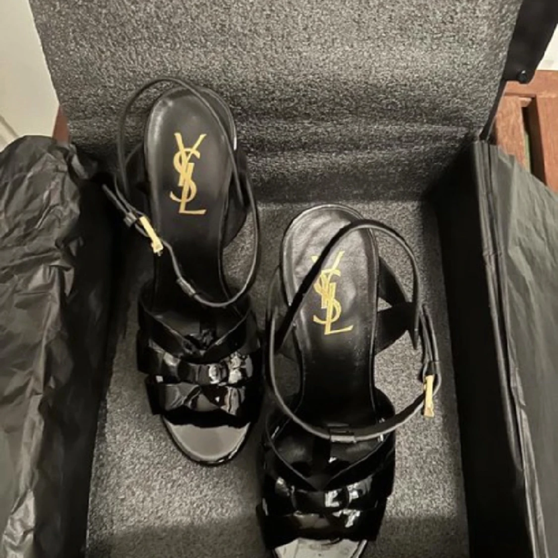 Klassiska YSL Tribute Sandaletter