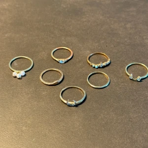 7st ringar  - Lite använt  55kr för alla ringar 