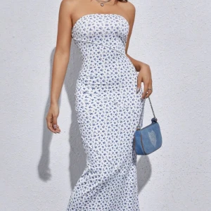 Klänning  - Lång tub klänning, strl M! Helt ny