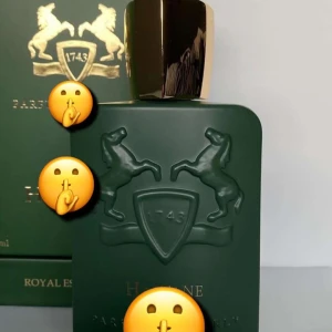 Parfym - Säljer parfym som är inspirerad av Parfums De Marly Haltane. Säljer både oöppnade flaskor och samples på 5ml. Om du vill ha mer bilder eller info på/ om parfym så tveka inte att höra av dig. 