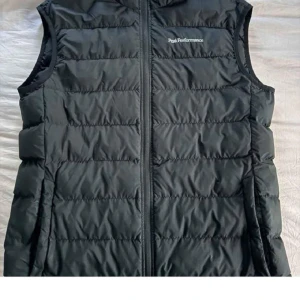 Peak väst - Storlek L.