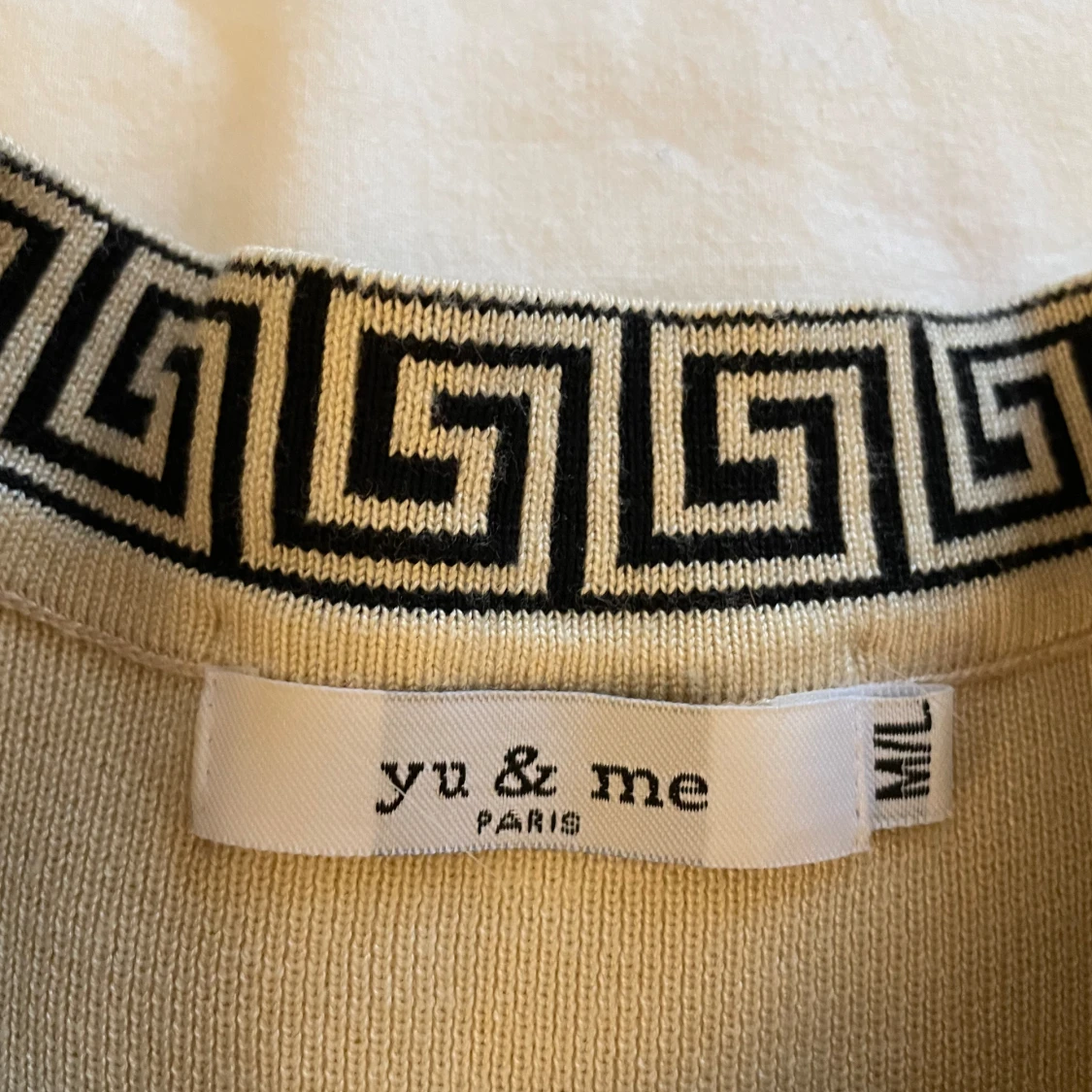 Stickad t-shirt - 91