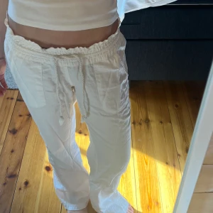 Roxy linnebyxor - Jättefina linnebyxor från Roxy, nyskick!❣️🤩 ❌Slutsåld i denna storlek❌