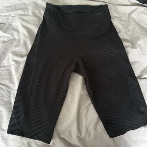  Cykelbyxor  - Limiterade cykelbyxor av balinikini, originalpris:599kr, fint skick! 💗💗