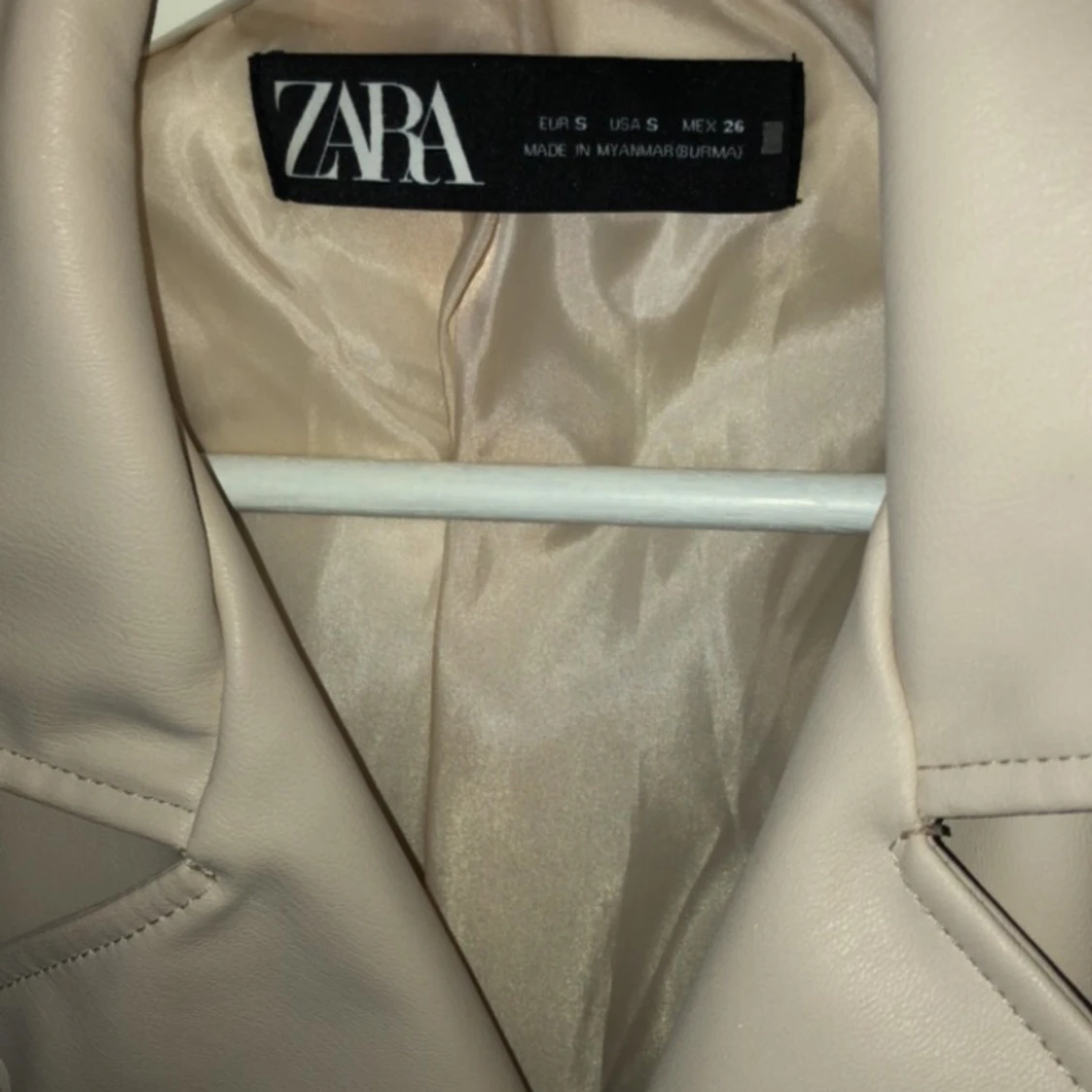Beige Zara jacka  - 91