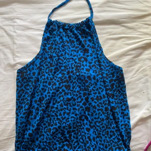 Leopardmönstrad blå topp - Använd ett fåtal gånger.