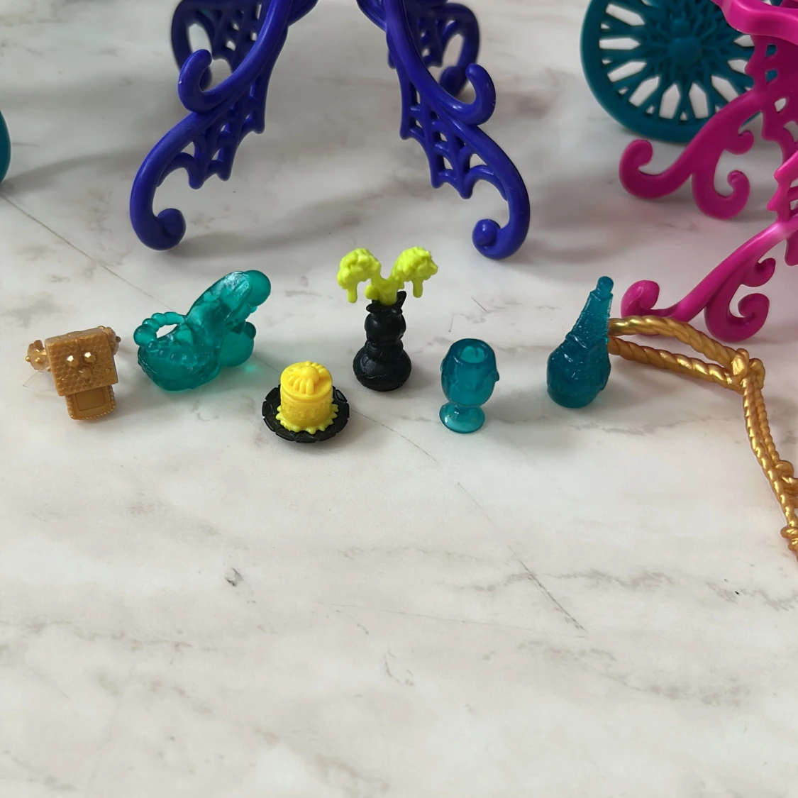 Monster High accessories  - 92