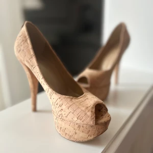 Stuart Weitzman - Fina sommar klackar 