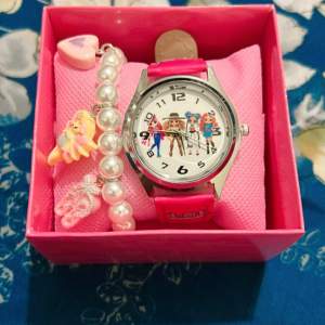 Very beautiful watch set for kids 