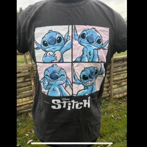 Oversized t-shirt med tryck - Bara använd ett par gånger. 