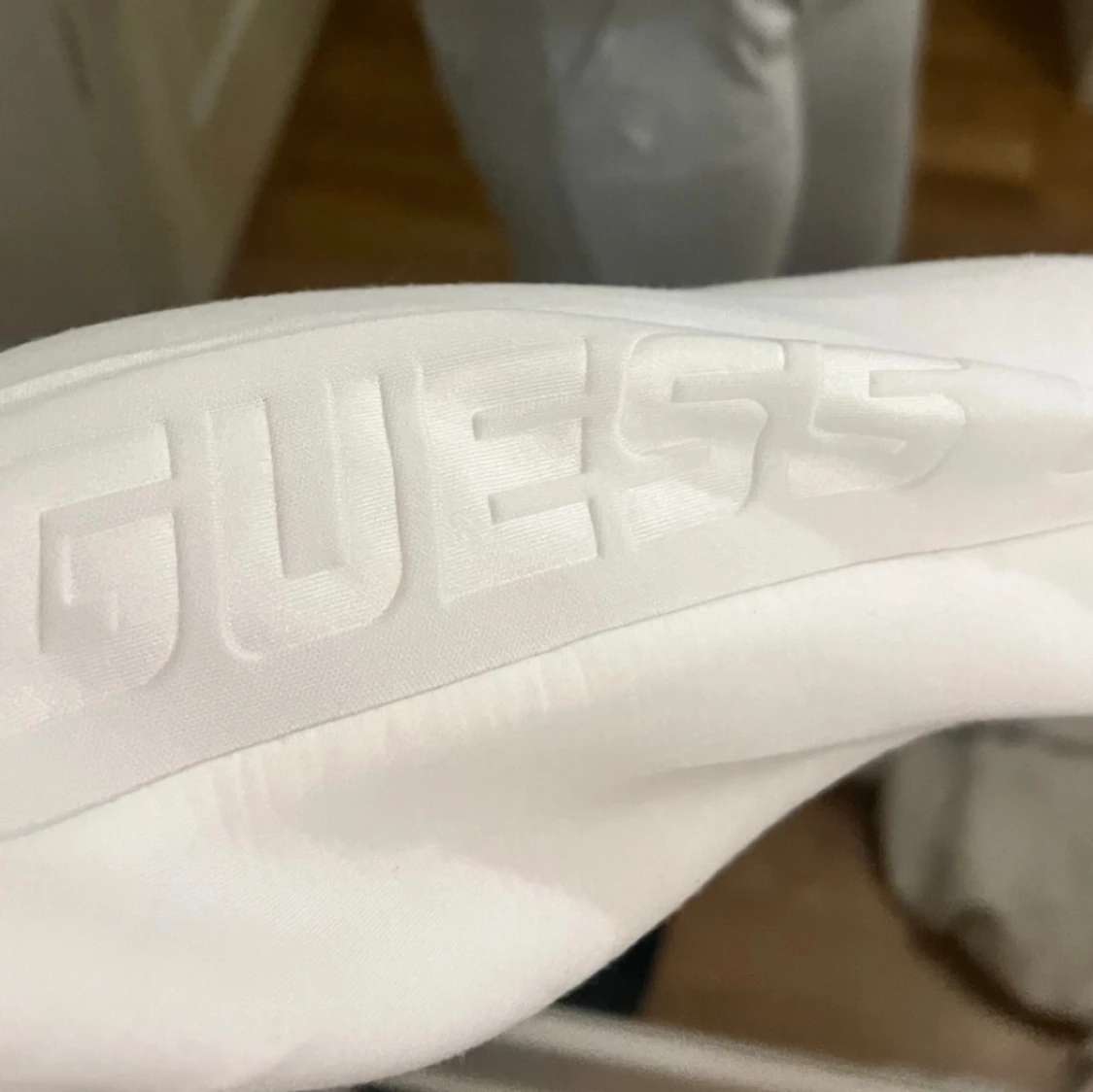 Guess zip hoodie  - 90