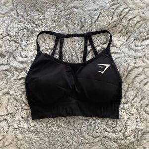 Gymshark energy seamless sport-bh XS - Säljer superfin sport-bh från Gymshark🌸 Strl: XS  Fint skick! 