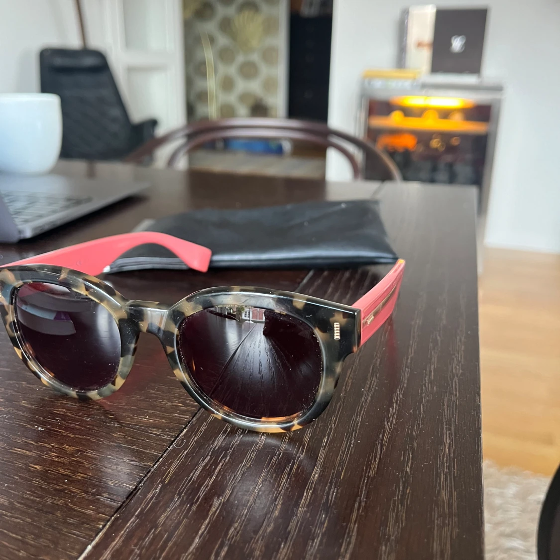 Fendi solglasögon  - 91