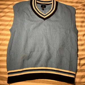 Väst - Väst köpt från H&M