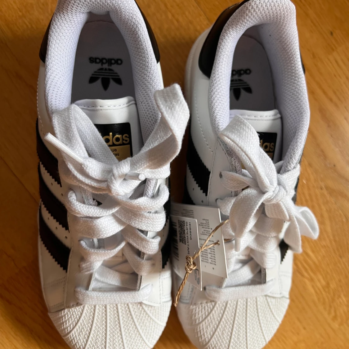 Adidas superstar 36,5 - 90