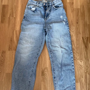 Jeans  - Raka ben går till ankeln på mig, 165 Som nya 