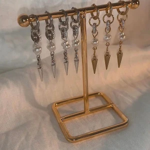 STILSTHLM  - FAVORITERNA TILLBAKS. Köp för 99kr/st  Eller  185kr/par  Modell 095