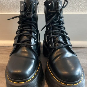 Doc Martens Women's Jadon - Selling in excellent condition Doc Martens Women's Jadon , size 36 - black color