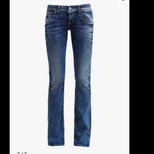 LTB jeans  - Jag säljer mina blåa LTB jeans Dem är i välldigt bra skicka  Skriv för fler bilder