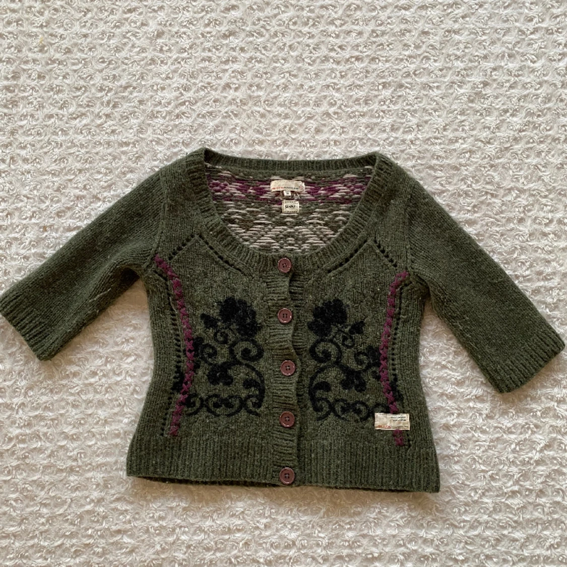 Kortärmad stickad kofta - 90