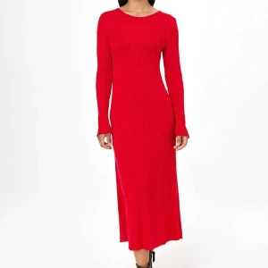 Klänning  - klänning från Indiska, ny med prislappen kvar. nypris, 600kr