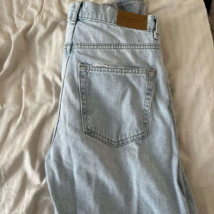 Jeans - Midnrise jeans, från gina, superfina